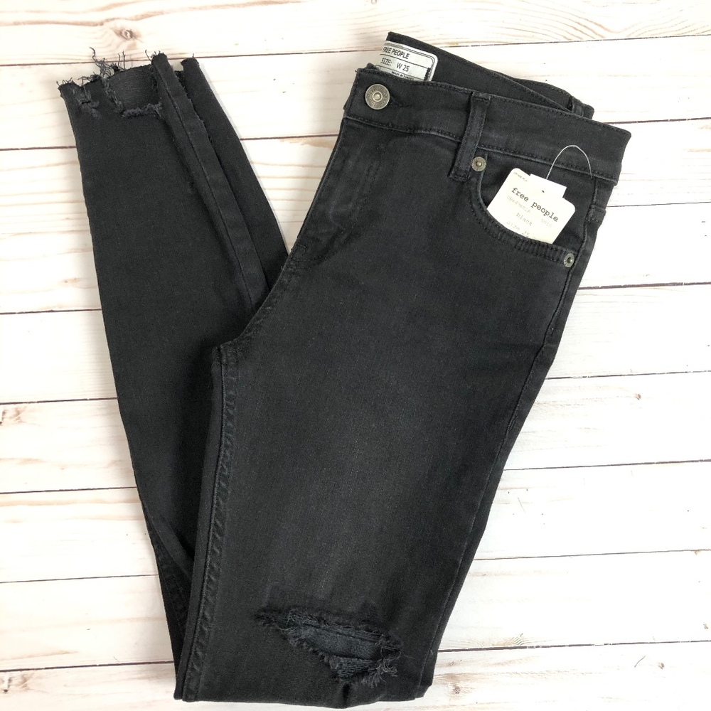 Free People Shark Bite Skinny Black Jeans NWT